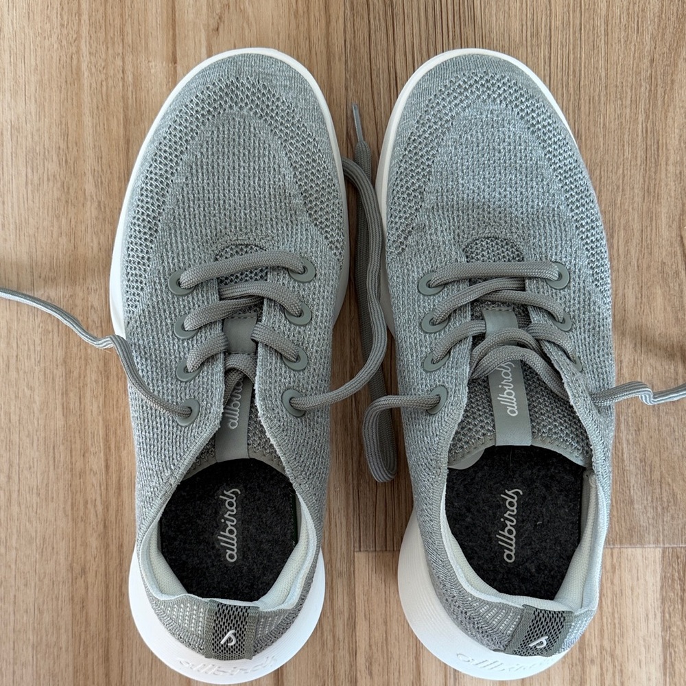 allbirds Men’s Light Grey Knit Athletic Sneakers